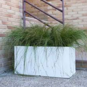 Jardinera Resina Omicron