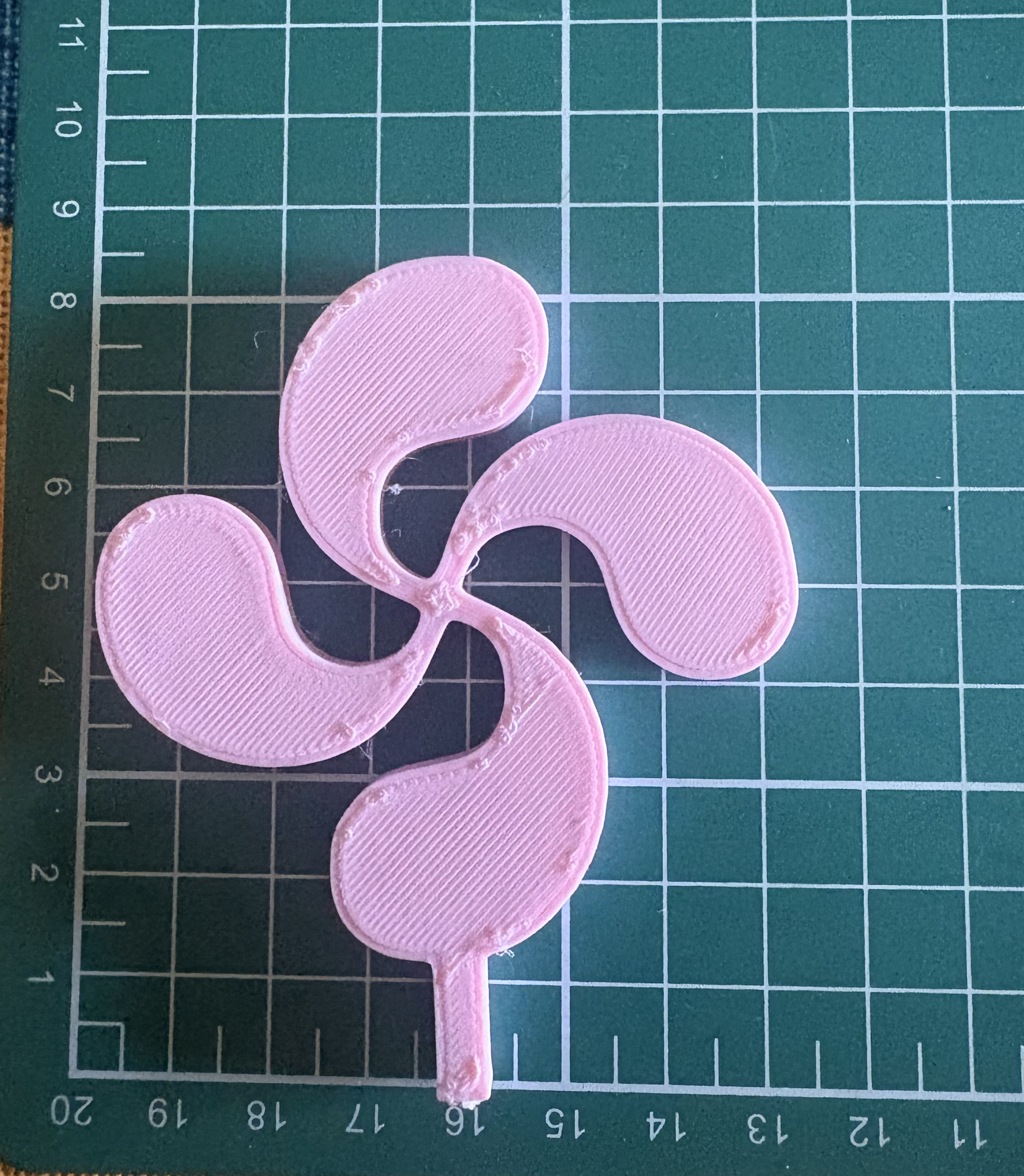 Bolsa 5 Pick "Lauburu" 7 cms Rosa